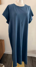 Load image into Gallery viewer, PLUS T-Shirt Dress
